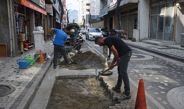 Giresun Belediyesi farklı mahallelerde çalışmalarını sürdürüyor