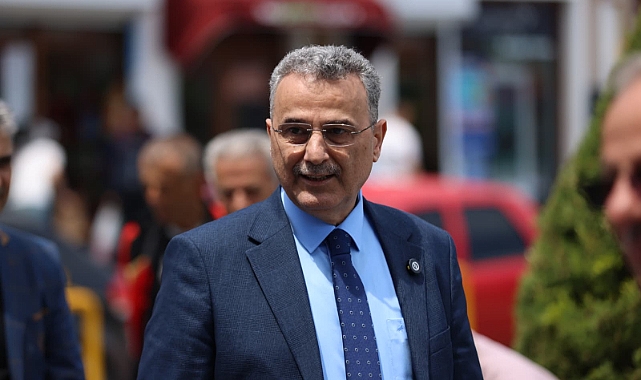 İlkadım’da ekipler 7/24 sahada: Temizlik ve asfalt mesaisi hız kesmiyor