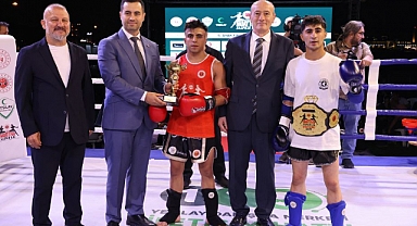 Muaythai Şampiyonları Sağlıklı Gelecek İçin Ringde