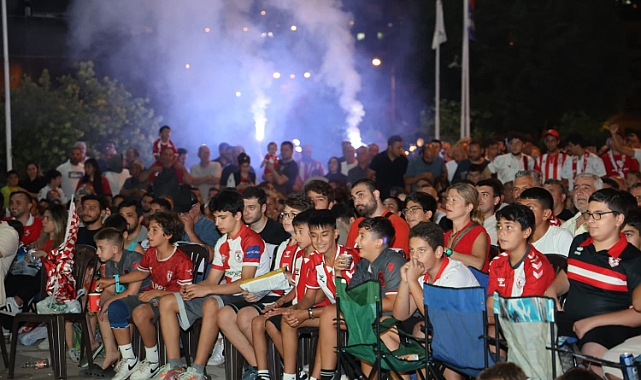 Samsunspor’un Avrupa Heyecanı Atakum’da Dev Ekranda Yaşandı