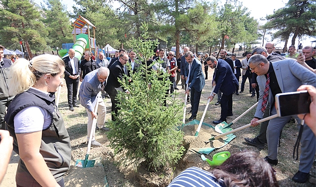Bursa Gürsu'da yanan alanda ilk ders yapıldı