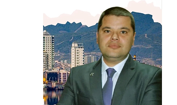 Ahmet Bereket Kimdir?