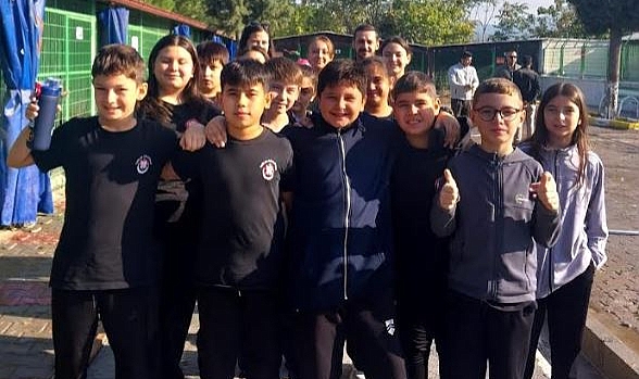 Canlar Ortaokulu öğrencilerinden Hayvan Hakları Günü’nde anlamlı ziyaret