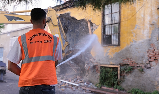 İlkadım’da metruk binalar yıkılıyor