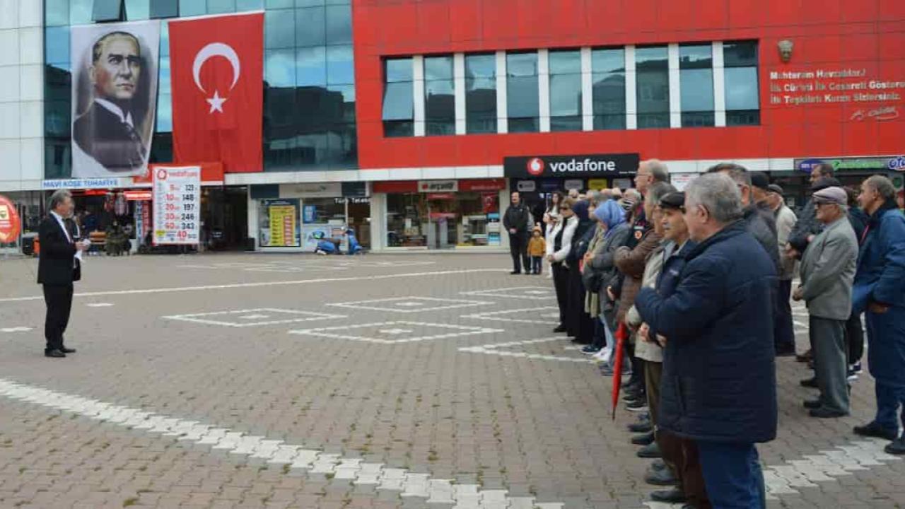Havza’da CHP ve ADD’den Cumhuriyet’in 102. Yılına Özel Tören