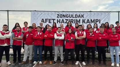 Havzalı Genç Kızılaycılar Afete Hazırlık Kampına Katıldı