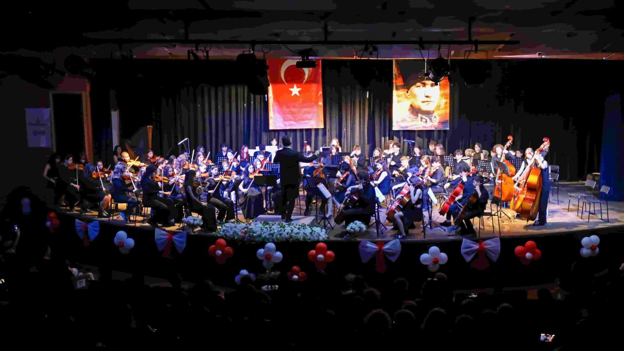 Narlıdere’de Cumhuriyet Coşkusu: Çocuk Senfoni’den Unutulmaz Konser