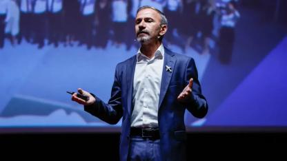 Oğuzhan Özkaya TEDxReset Sahnesinde: Öğrenci Hayaliyle Başlayan Proje Dünyaya İlham Oldu