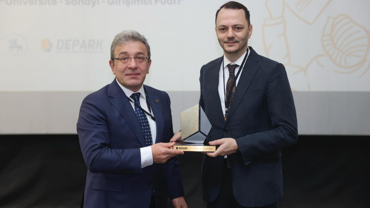 Dokuz Eylül’den Ar-Ge Hamlesi: Bilim ve Sanayi Aynı Masada Buluştu