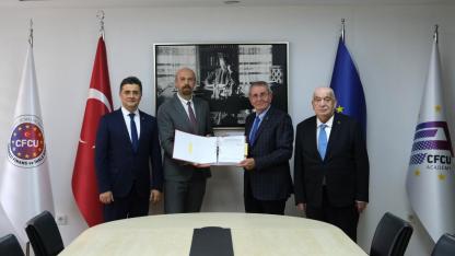 SAM-BİR, Öğretmenler Günü’nde Kurucu Öğretmenlerle Özel Yemekte Buluştu