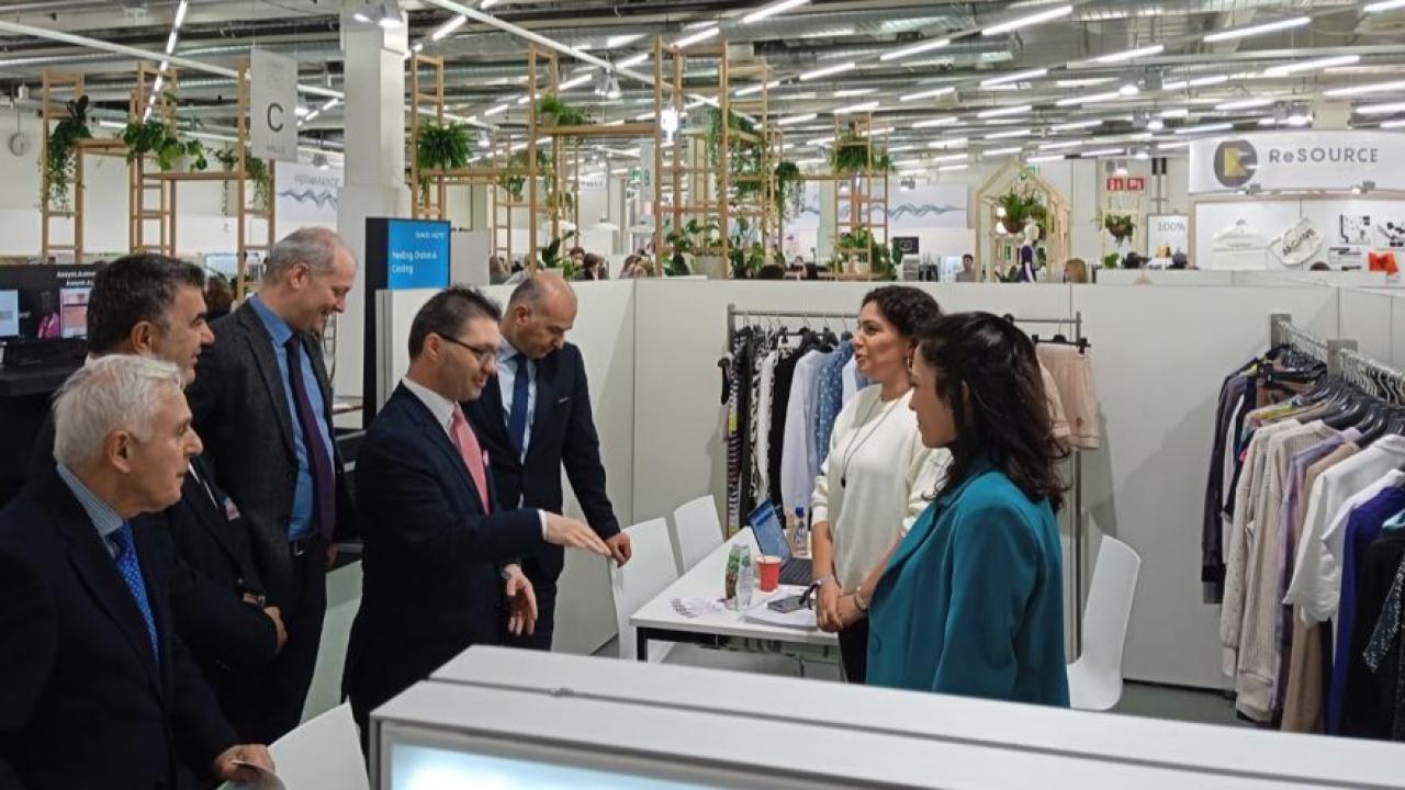 Türk moda endüstrisi Londra’da vitrine çıkmaya hazırlanıyor