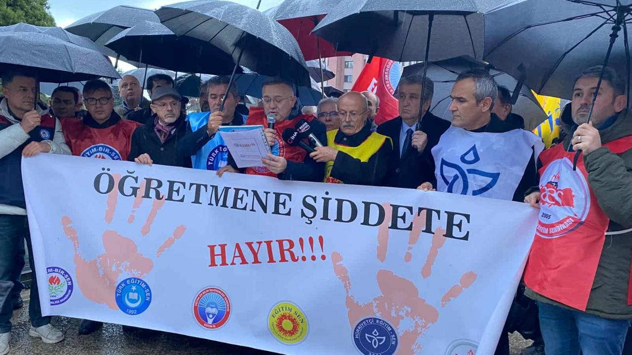 Eğitim Bir-Sen’den Okullarda Şiddete Sert Tepki