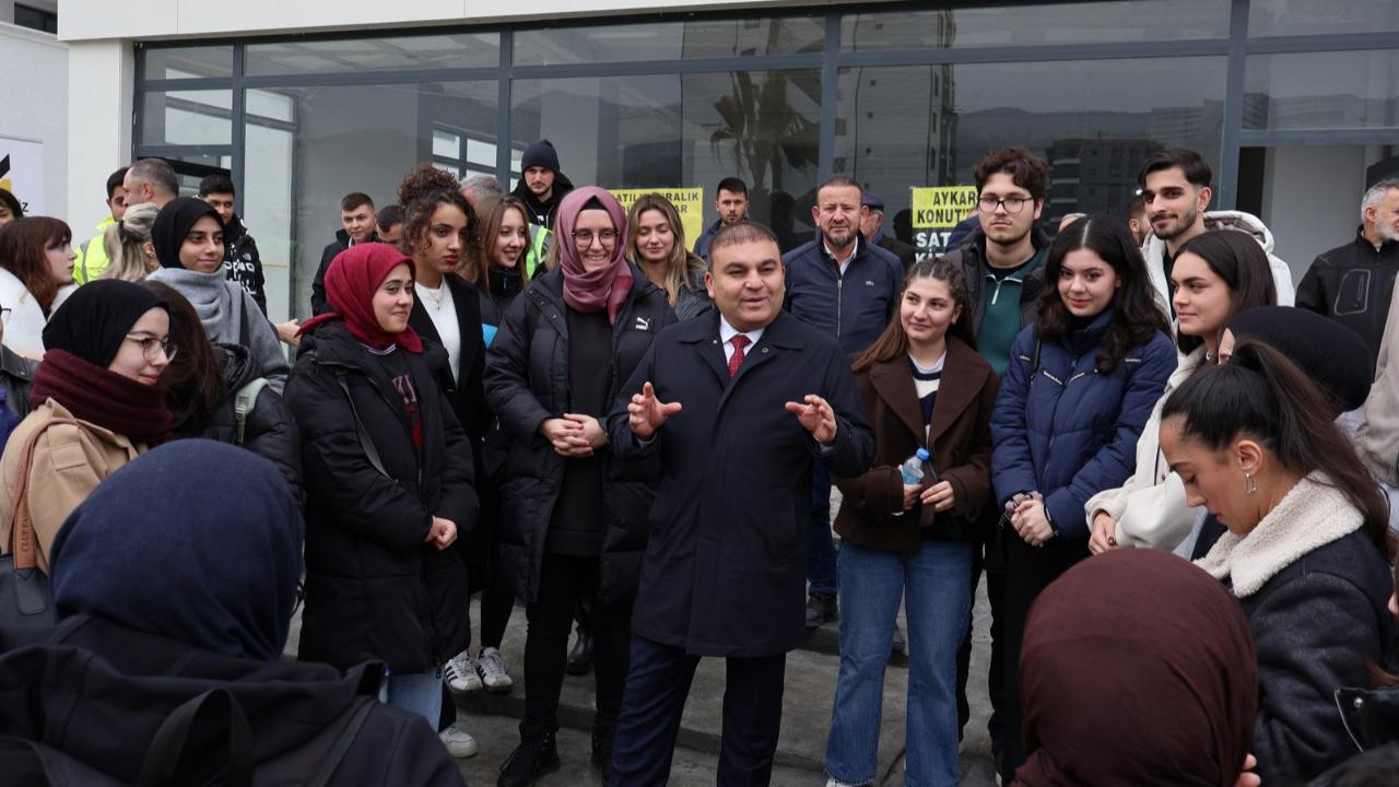 Sezgin Aydın Mimarlık Öğrencileriyle Şantiyede Buluştu