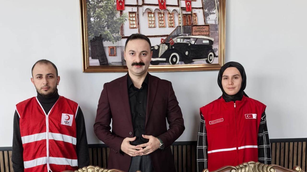 Genç Kızılay’dan Kaymakam Ayvat’a Hayırlı Olsun Ziyareti