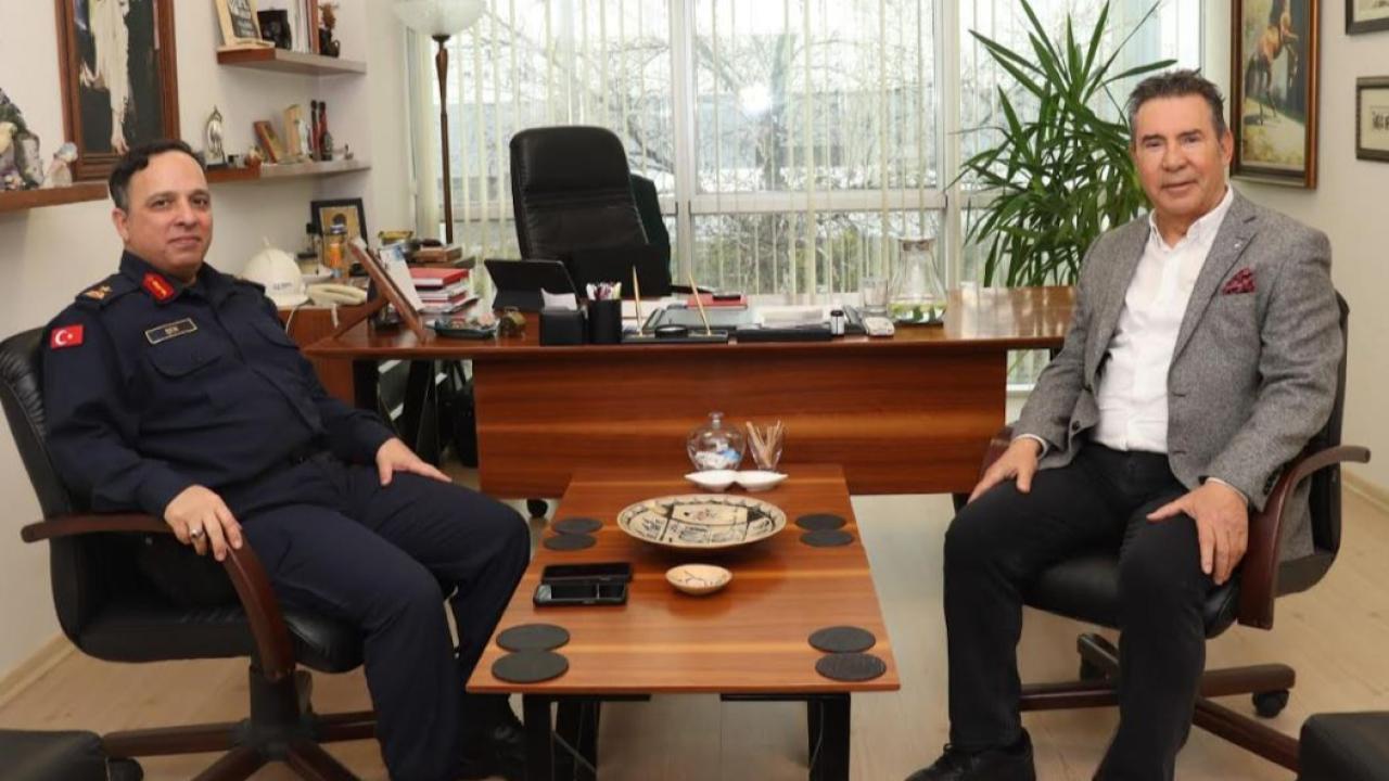 Jandarma Komutanı Tuğgeneral İlhan Şen’den Manisa Kent Konseyi Başkanı Hakkı Bayraktar’a Ziyaret
