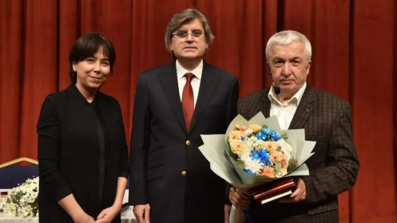 Atakum Belediyesi Ramazan Sohbetlerinde Prof. Dr. Mehmet Okuyan Rüzgârı
