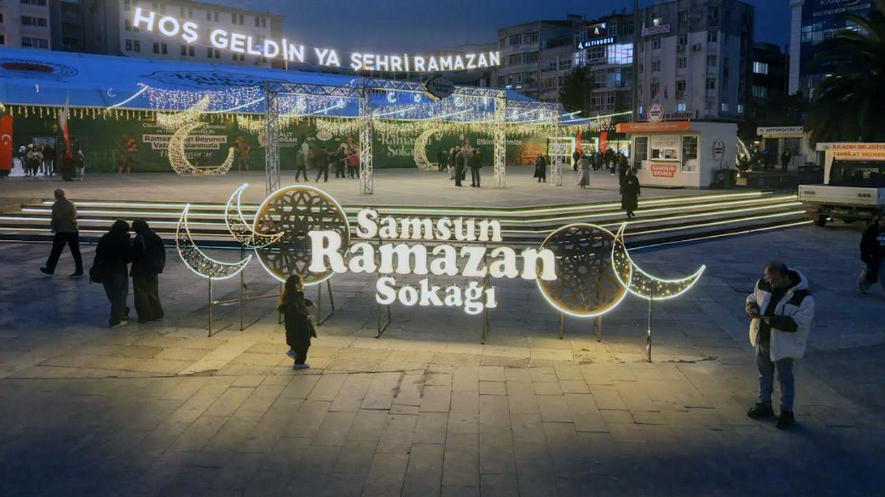 Büyükşehir’in “Ramazan Sokağı” Samsun’da Yoğun İlgi Görüyor