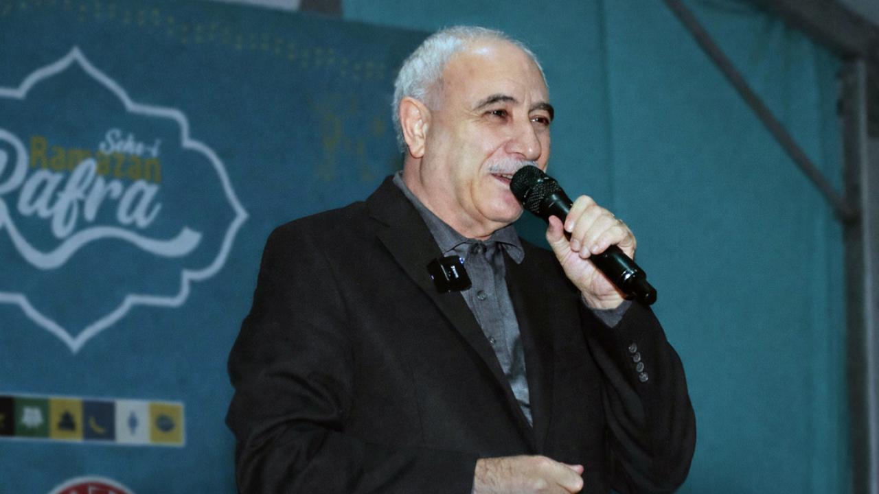 Şair Nurullah Genç Bafra’da Gönüllere Dokundu