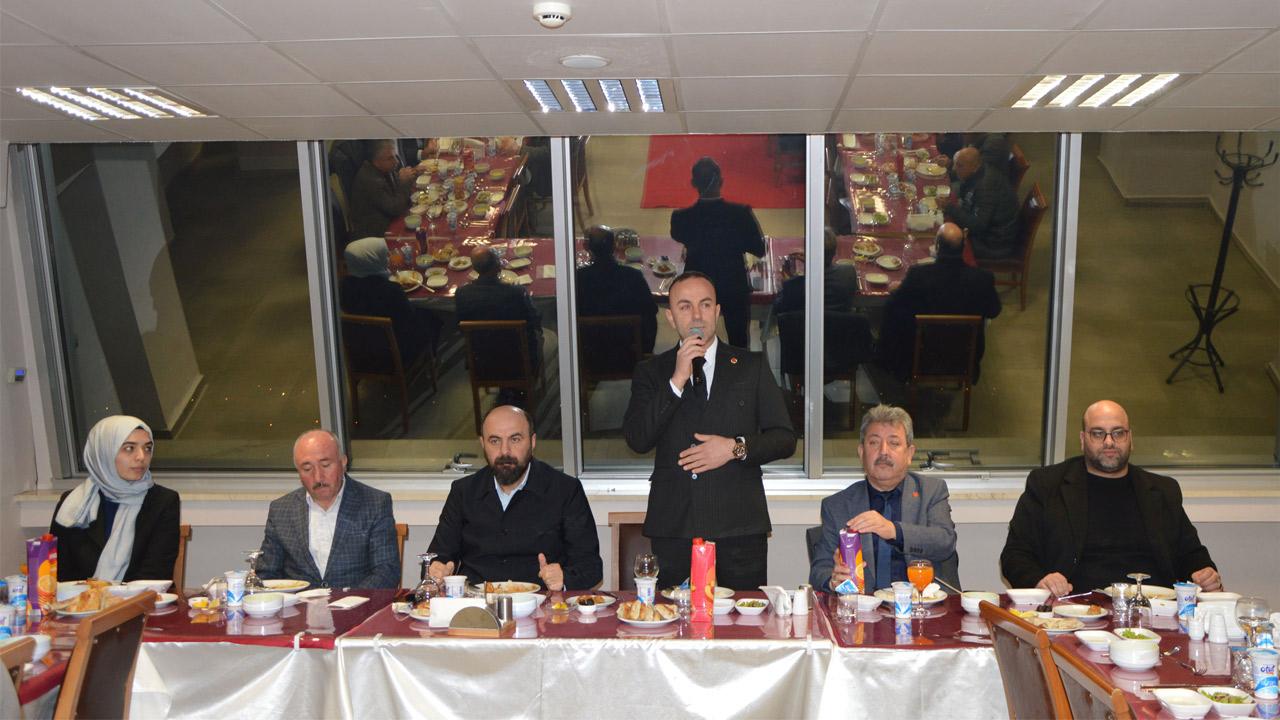 Havza'da Muhtarlar İftar Sofrasında Buluştu: Birlik ve Beraberlik Mesajı