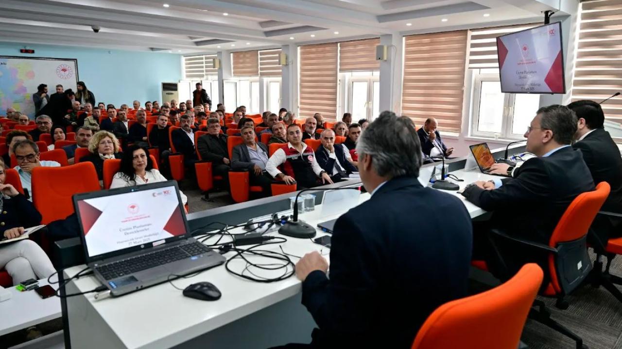 İzmir’de hayvancılık sektörü masaya yatırıldı