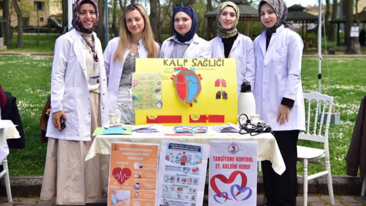 Atakum’da ücretsiz sağlık taraması Çakırlar Korusu’nda yoğun ilgi gördü