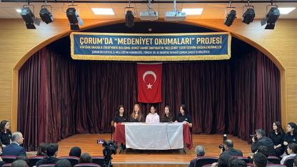 Çorum'da Gençler Medeniyetin İzinde: Atatürk Anadolu Lisesi’nde "Beş Şehir" Yankılandı!