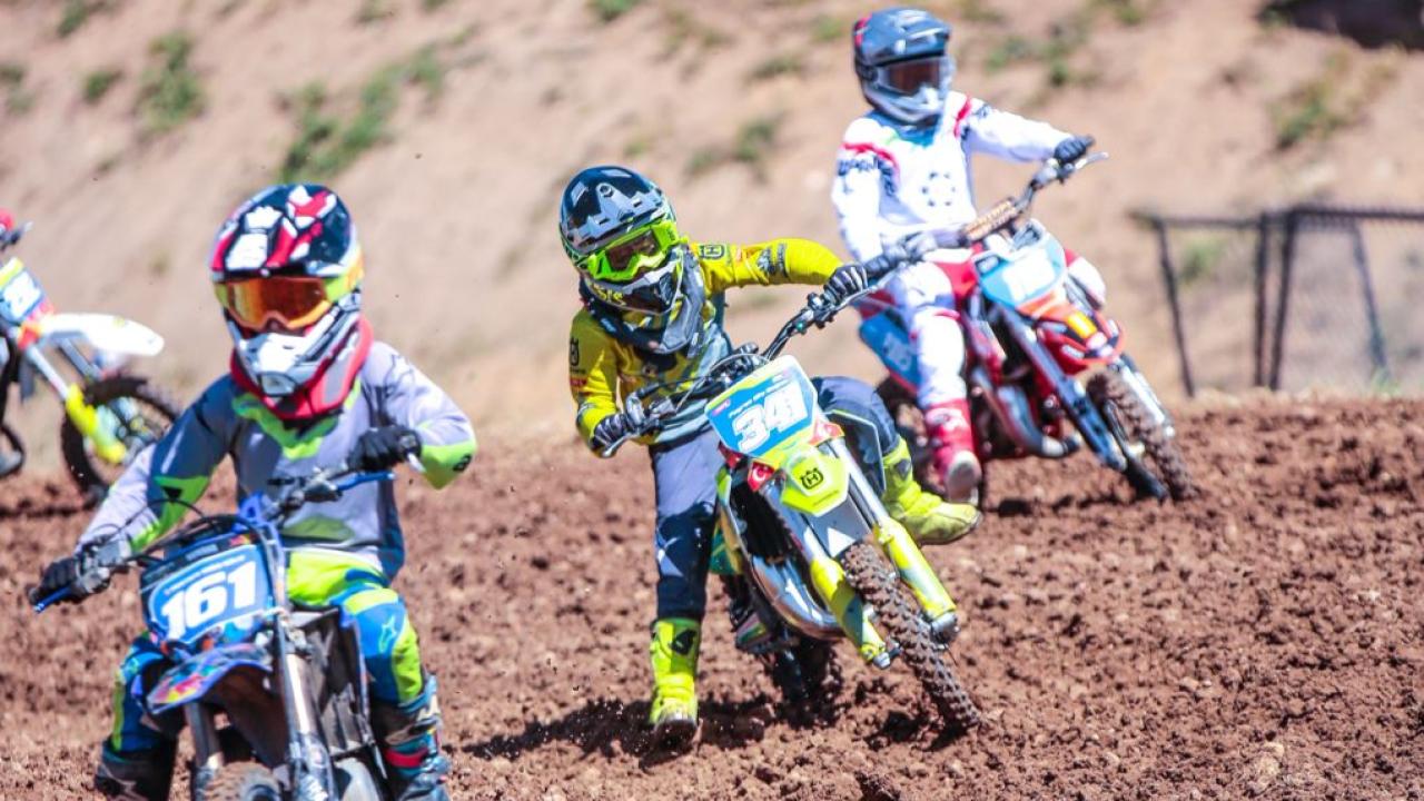 Afyonkarahisar’da Motokros Fırtınası Başladı: 6 Ülkeden 150 Sporcu Aynı Pistte