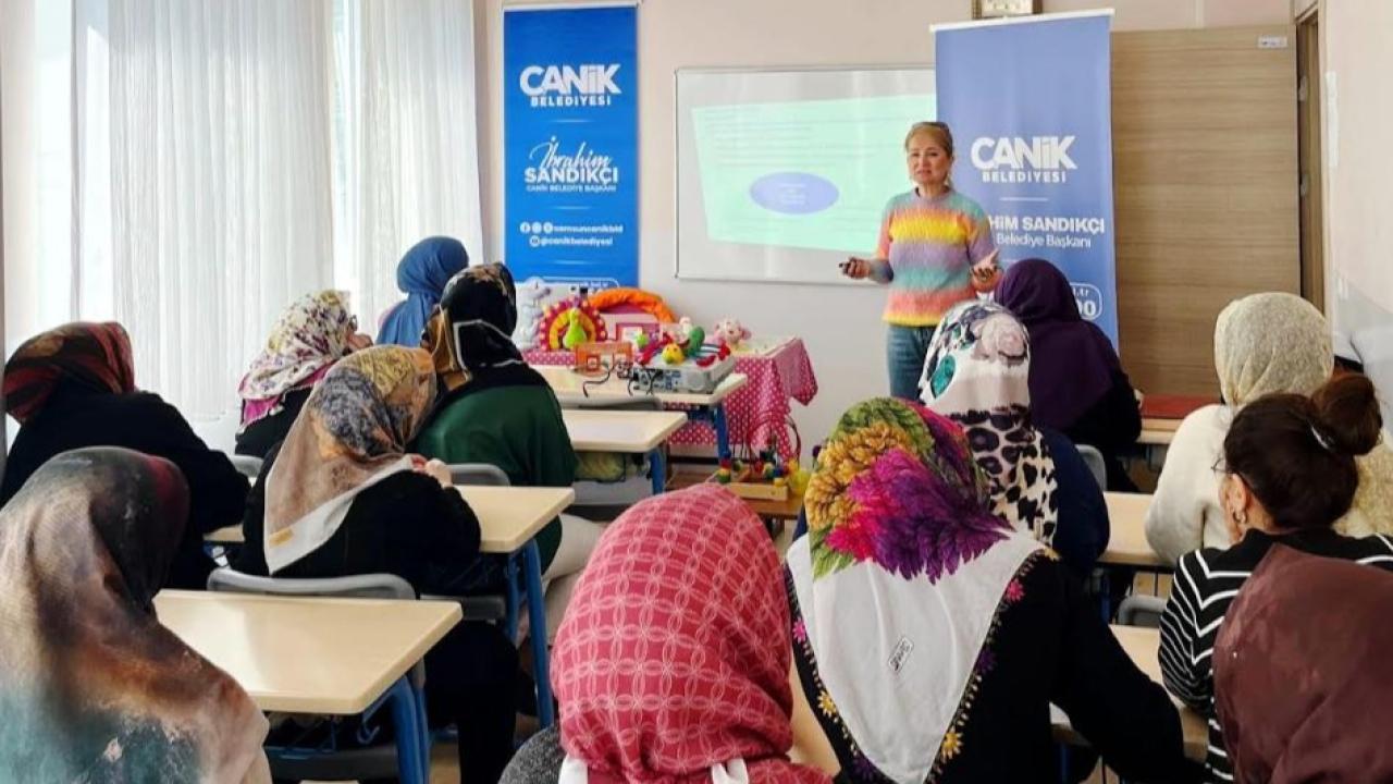 Canik’te kadınlara yönelik eğitimler sürüyor