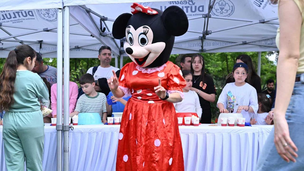Manisa’da Dünya Çölyak Günü’ne Özel Farkındalık Şenliği