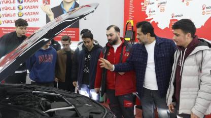Samsun’da Gençlere Meslek Desteği: Büyükşehir’den Oto Ekspertiz Kursu