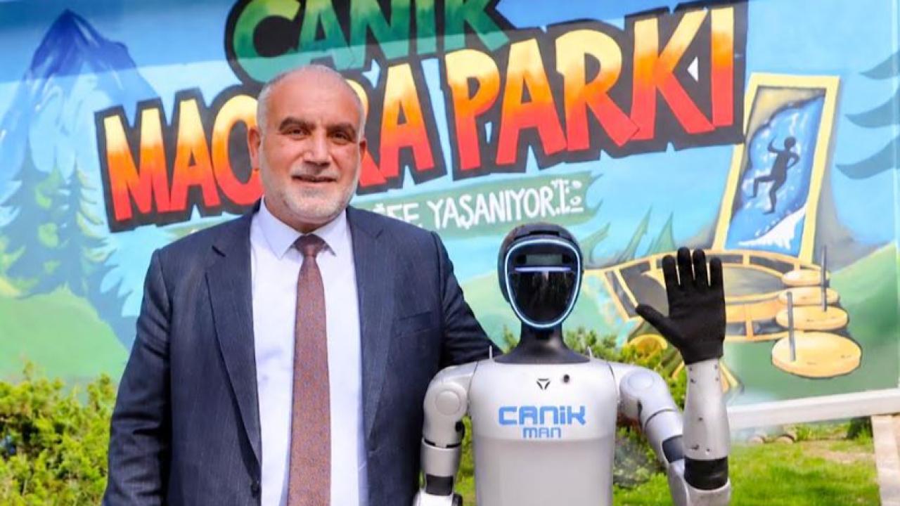 Türkiye’nin İlk İnsansı Robotu CANİKMAN, Macera Parkı’nda Adrenalin Depoladı!