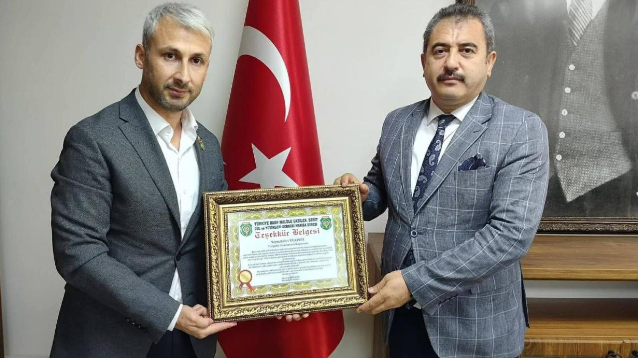Turgutlu Cumhuriyet Başsavcısı Bahri Yalçınöz'e Veda ve Teşekkür Ziyareti