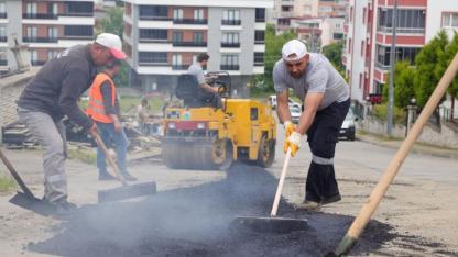 İlkadım’da Asfalt Yama Çalışmaları Sürüyor