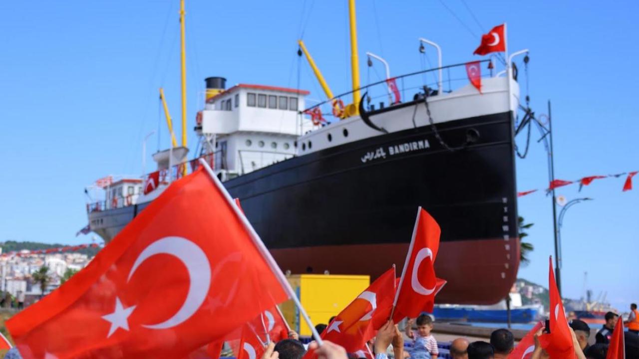 Bandırma Vapuru İstiklal Meydanı'nda: Samsun'un Milli Mücadele Hafızası Tek Meydanda Buluştu